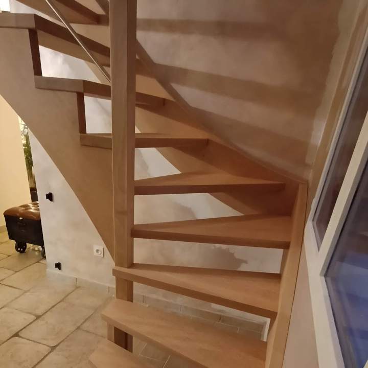 Escalier en bois sur mesure Près de Noyon