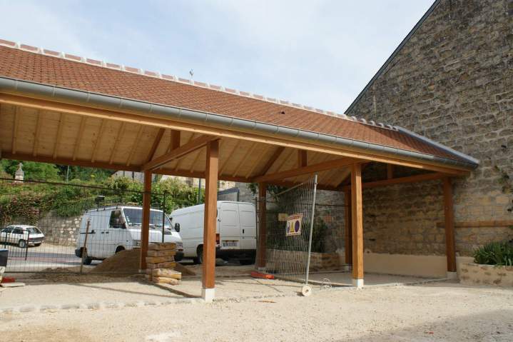 Préau Près de Noyon 